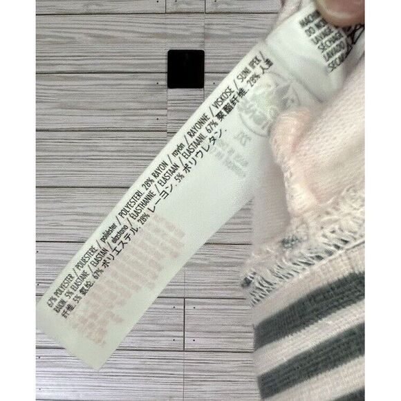 Disney Princess Shirt Sz 2XL Womens Ariel Belle Snow White Jasmine Long Sleeve - Picture 4 of 9